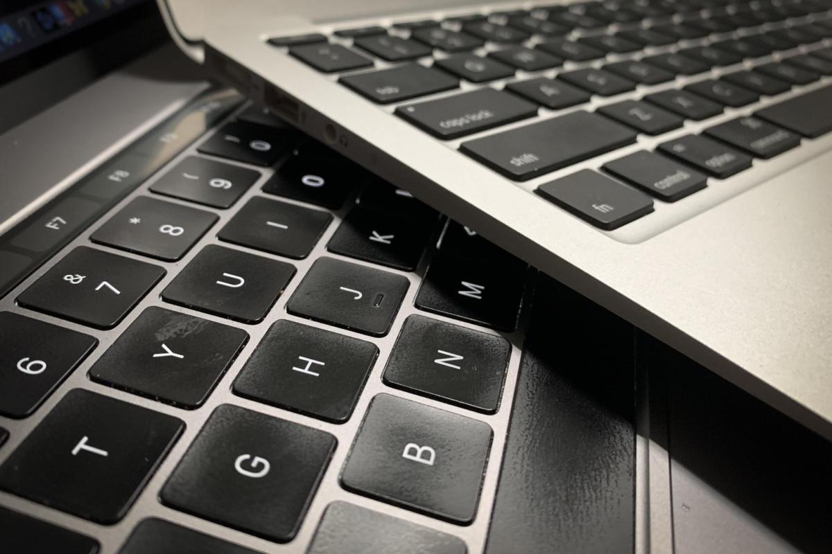 Apple хочет доработать клавиатуру «бабочка» и вернуть её в MacBook